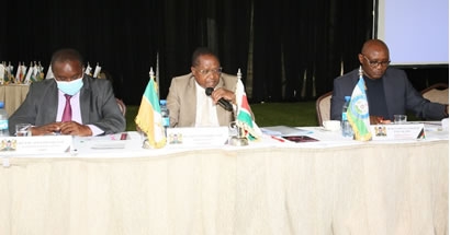 GOVERNORS COMMIT TO PROTECT DEVOLUTION
